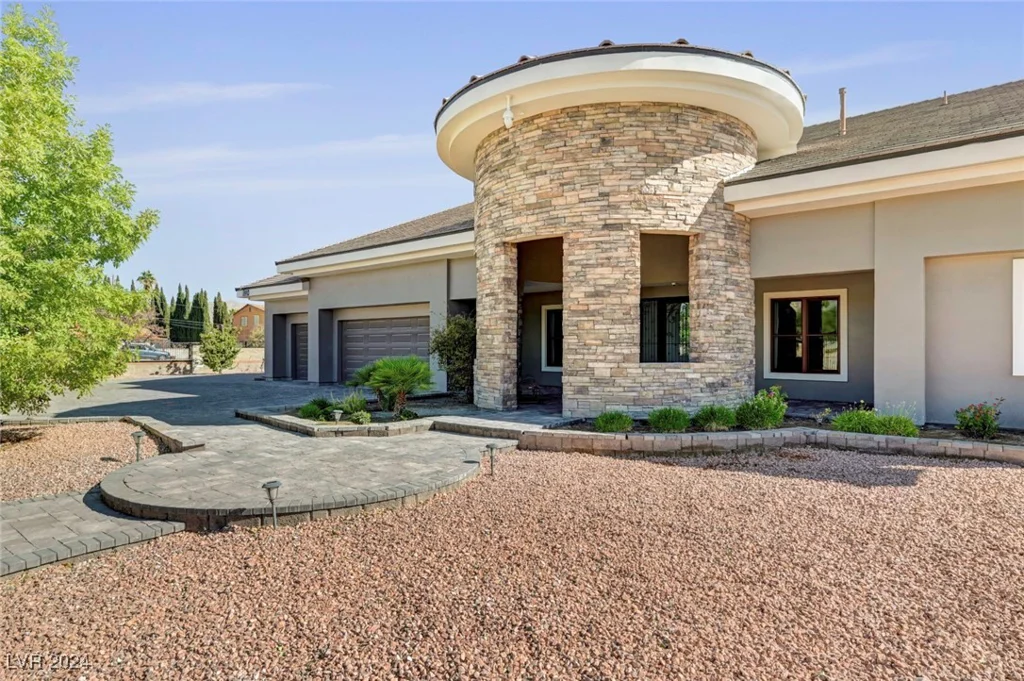 4900 Miller, Las Vegas, NV 89149
