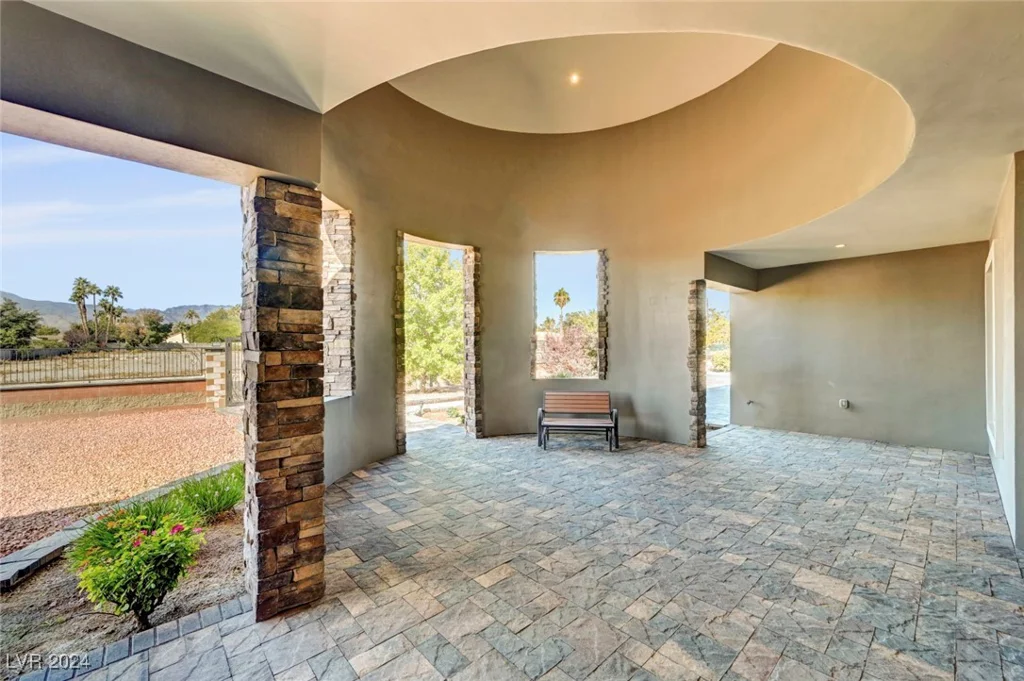 4900 Miller, Las Vegas, NV 89149