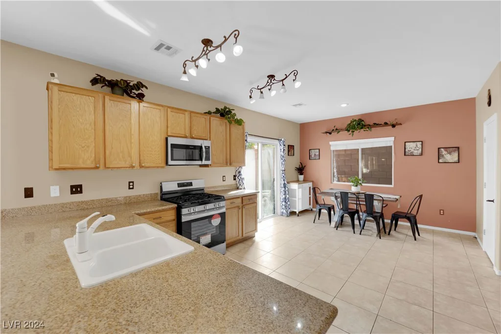 76 La Fiesta, Henderson, NV 89012