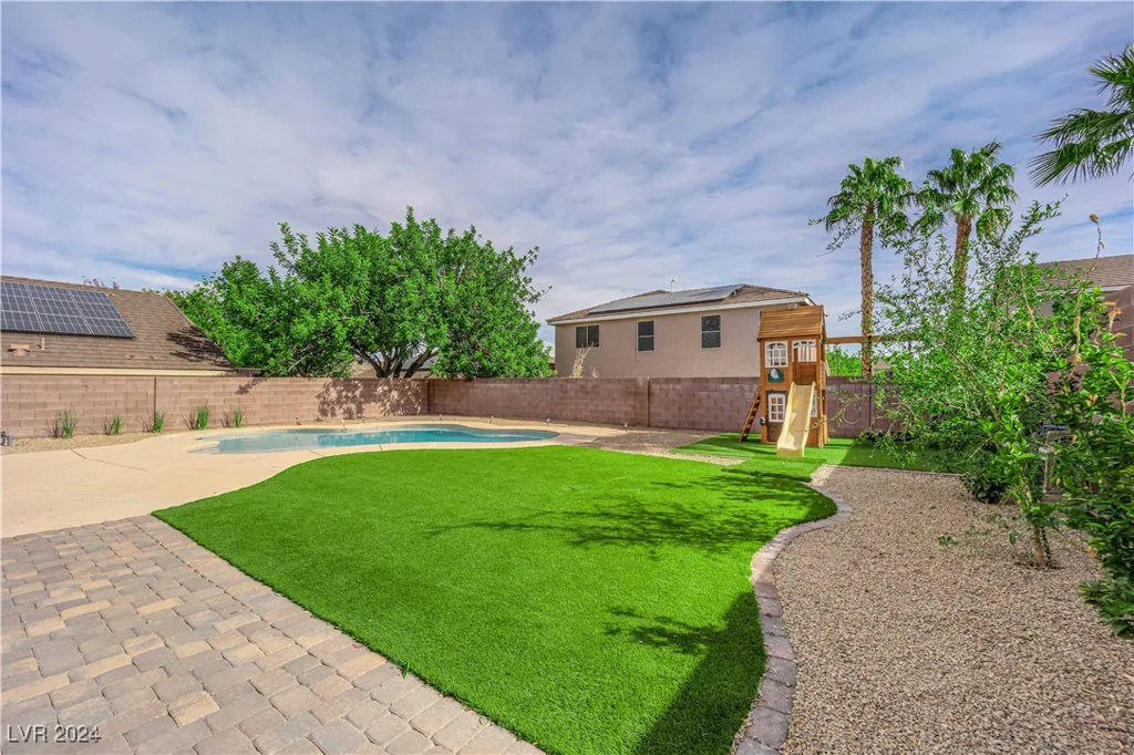 76 La Fiesta, Henderson, NV 89012