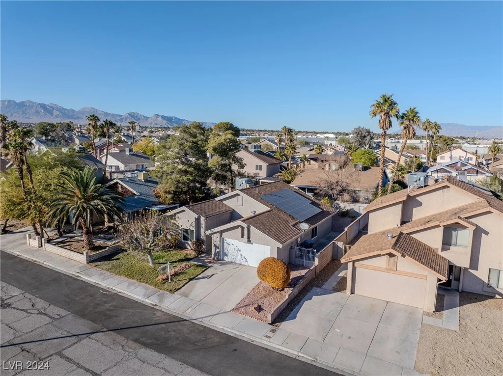 6980 Wedgewood, Las Vegas, NV 89147