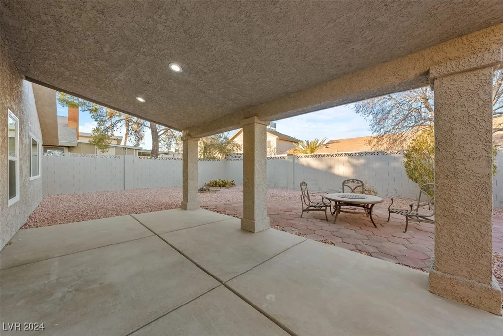 6980 Wedgewood, Las Vegas, NV 89147