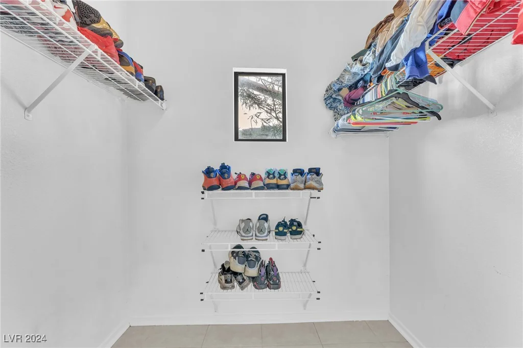 8250 Grand Canyon, Las Vegas, NV 89166