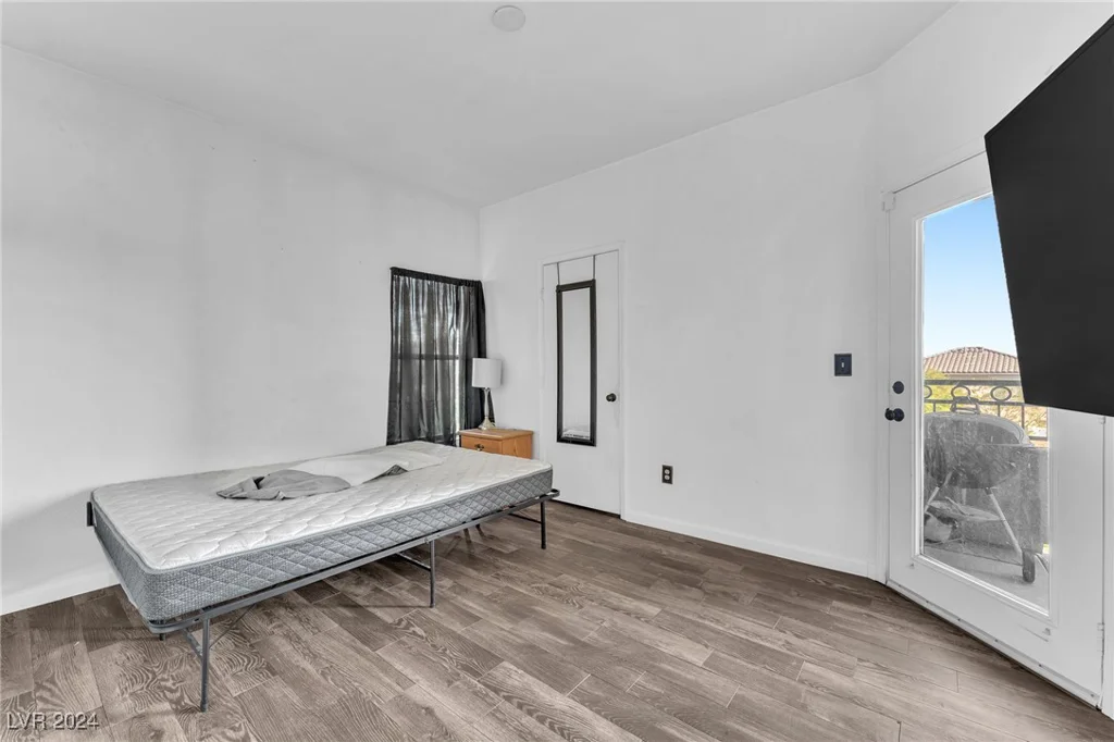 8250 Grand Canyon, Las Vegas, NV 89166