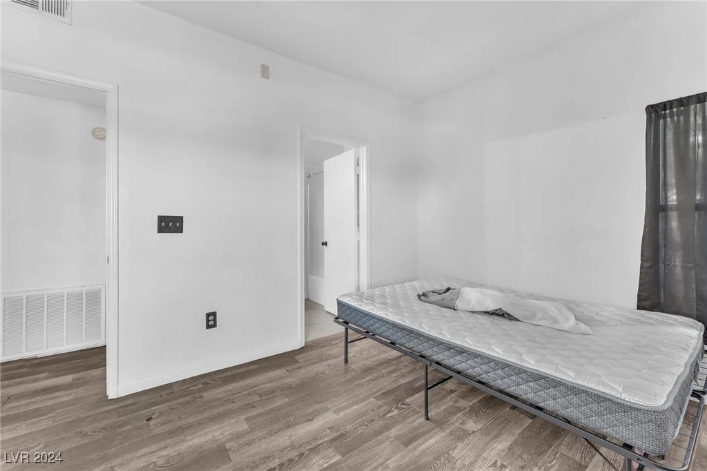 8250 Grand Canyon, Las Vegas, NV 89166