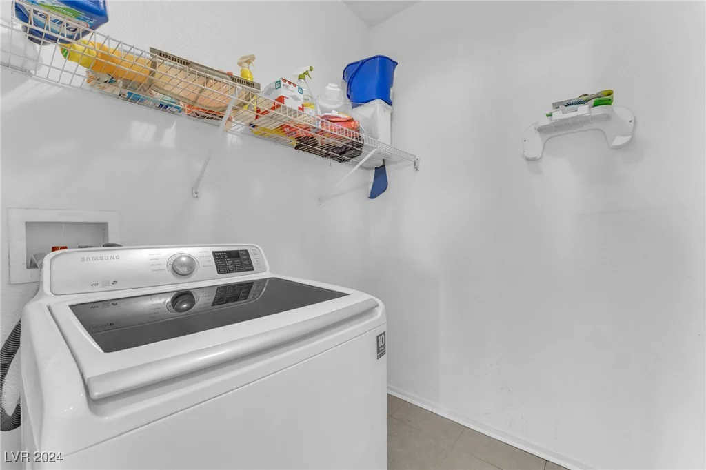8250 Grand Canyon, Las Vegas, NV 89166