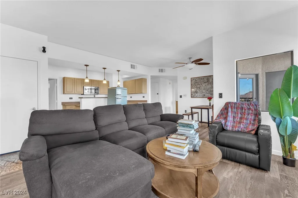 8250 Grand Canyon, Las Vegas, NV 89166