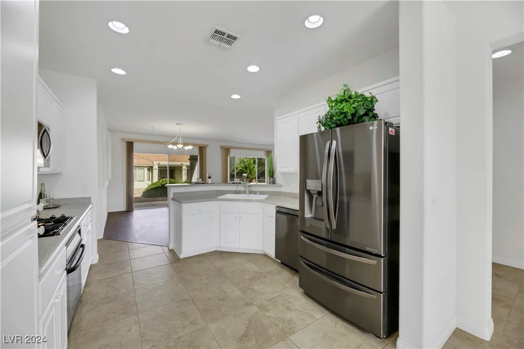 2884 Meadow Park, Henderson, NV 89052