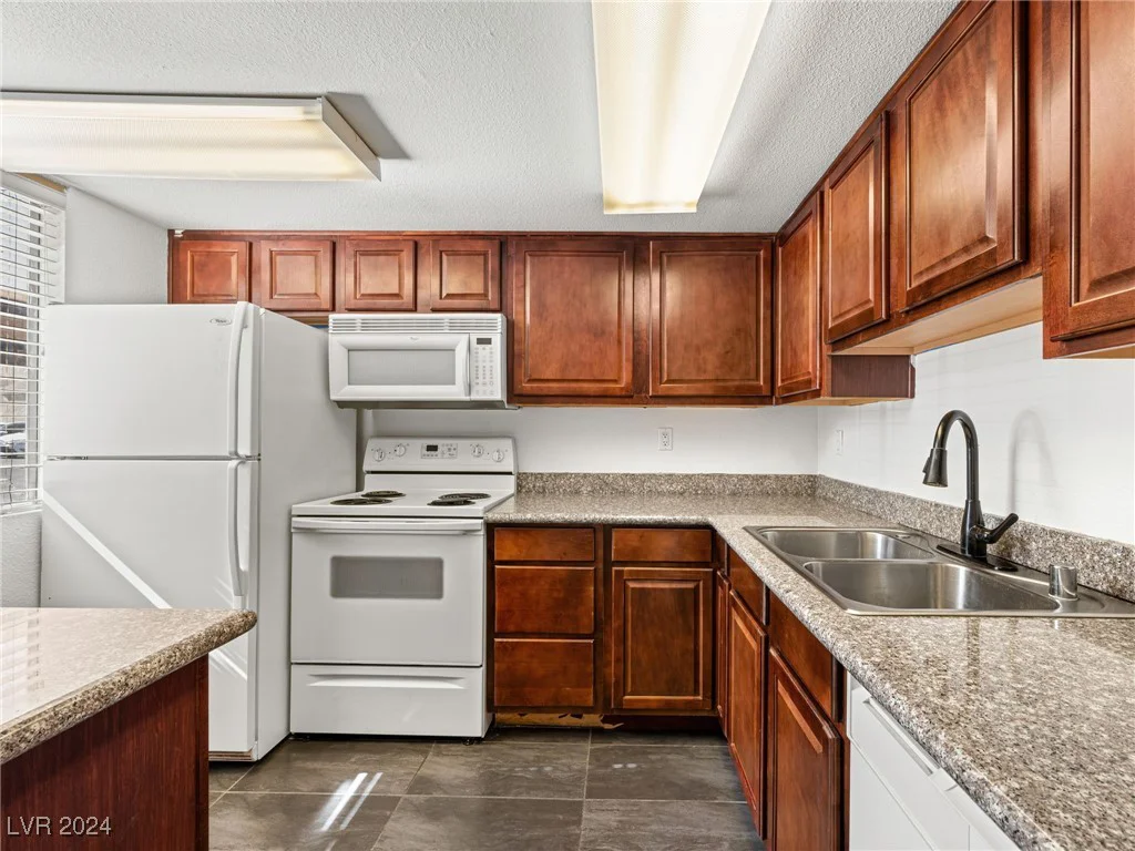 4421 Alexis, Las Vegas, NV 89103