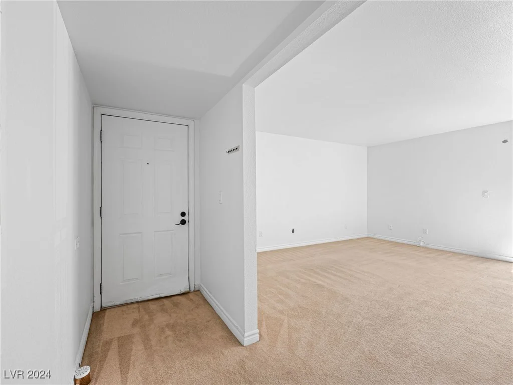 4421 Alexis, Las Vegas, NV 89103