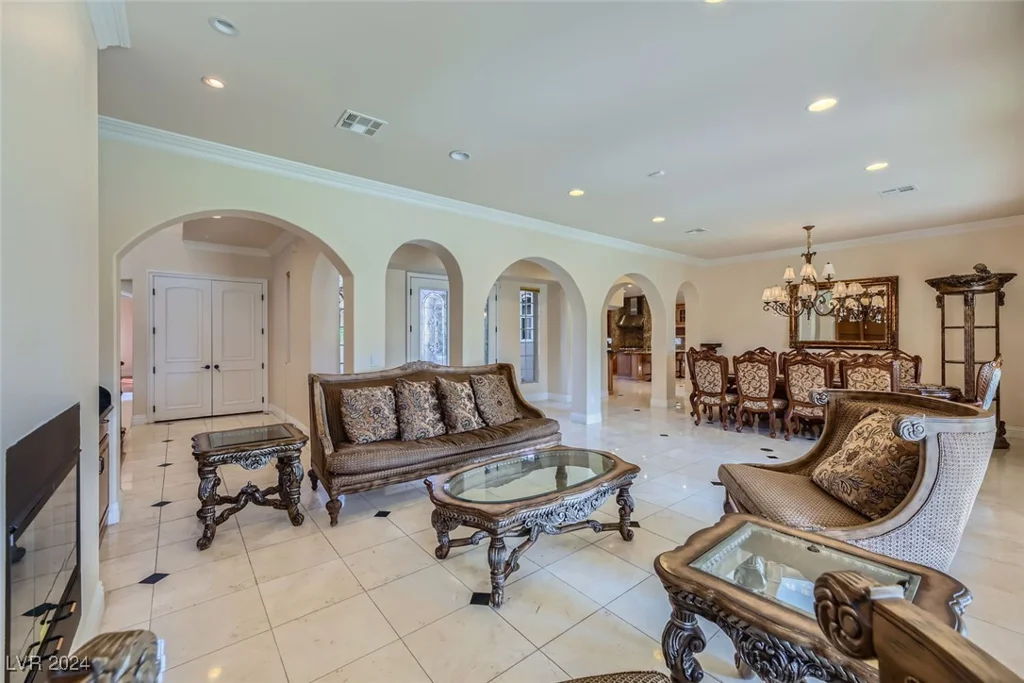7797 Edna, Las Vegas, NV 89117
