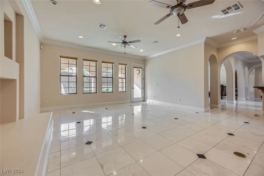 7797 Edna, Las Vegas, NV 89117