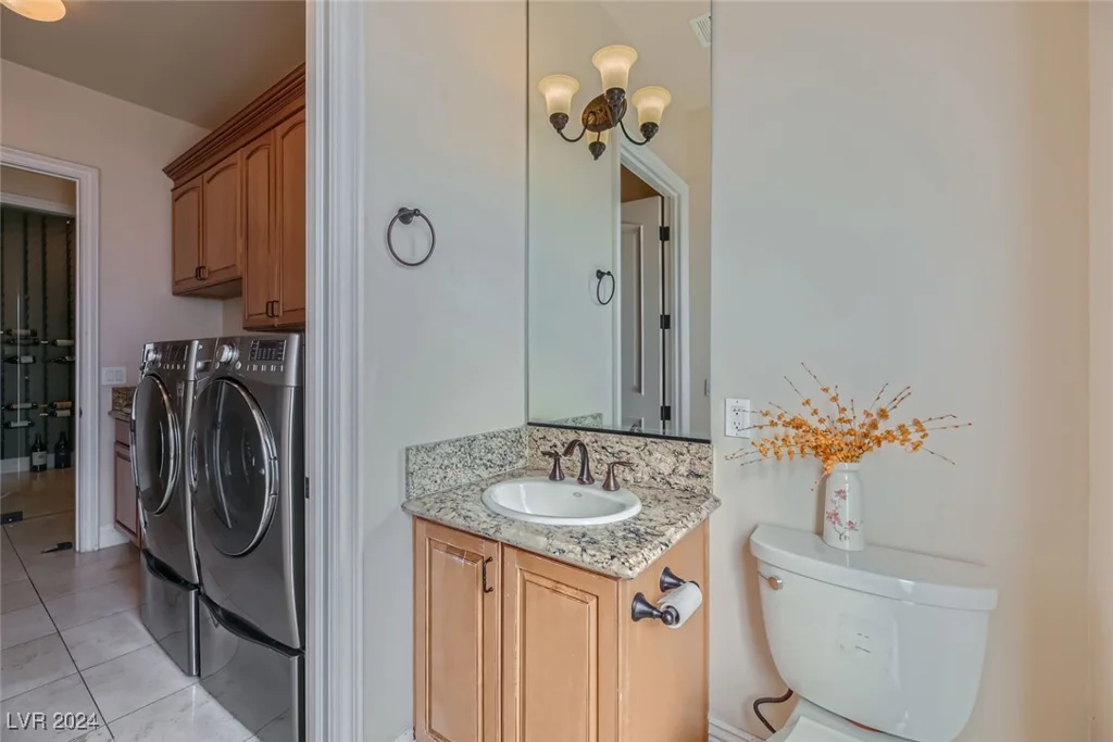 7797 Edna, Las Vegas, NV 89117