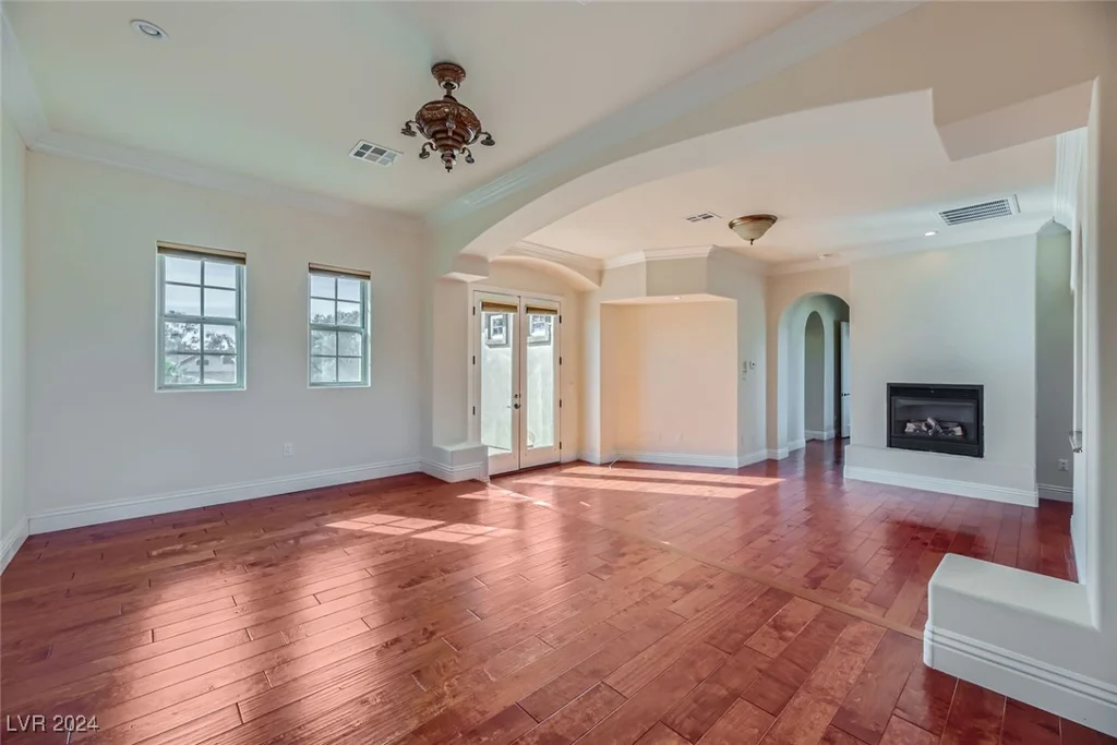7797 Edna, Las Vegas, NV 89117