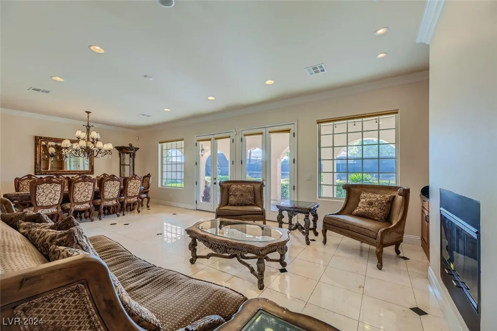 7797 Edna, Las Vegas, NV 89117