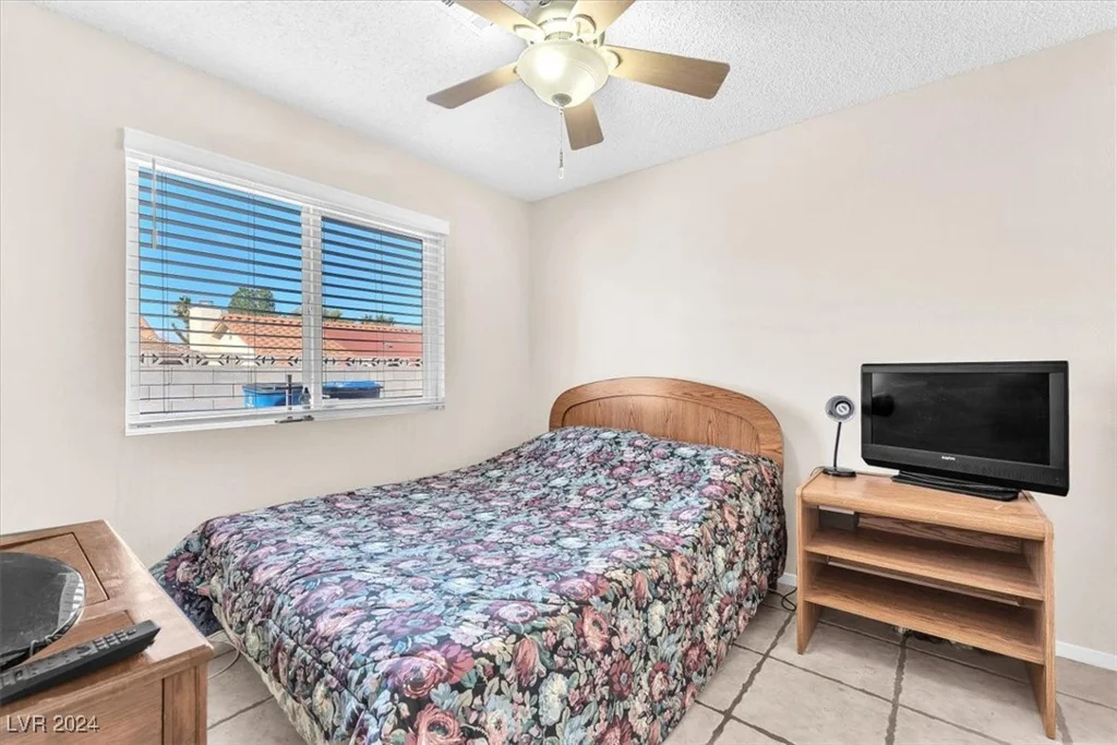 385 Newbury, Henderson, NV 89015