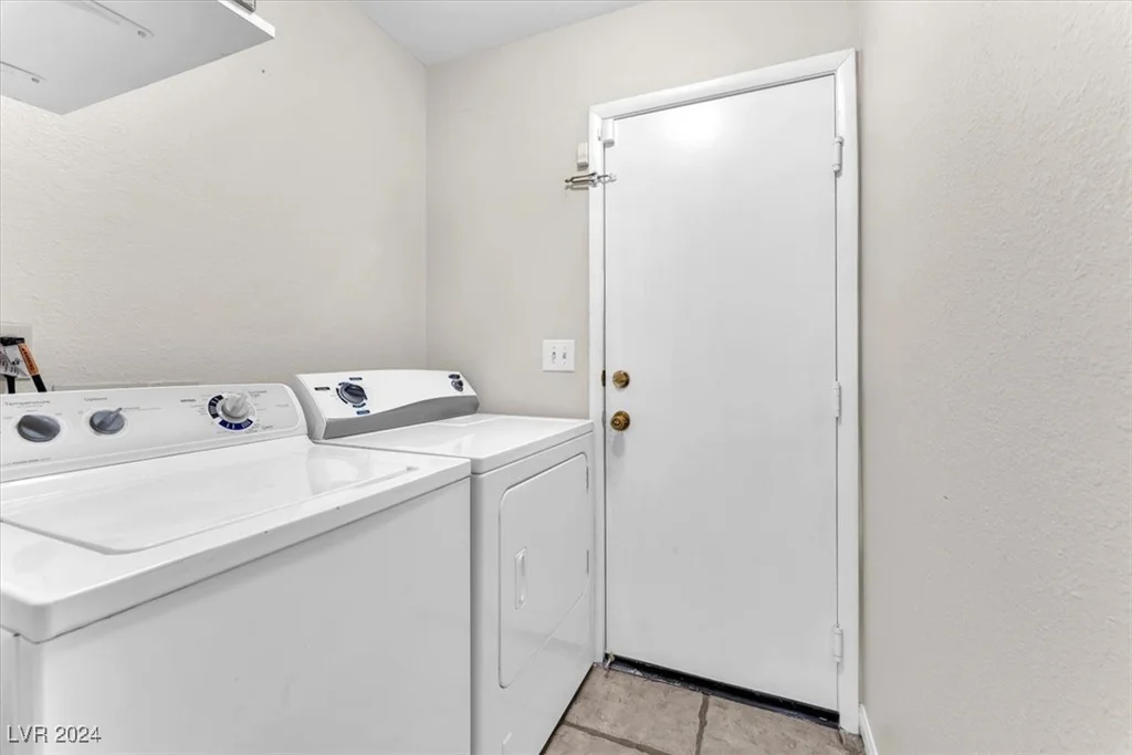 385 Newbury, Henderson, NV 89015