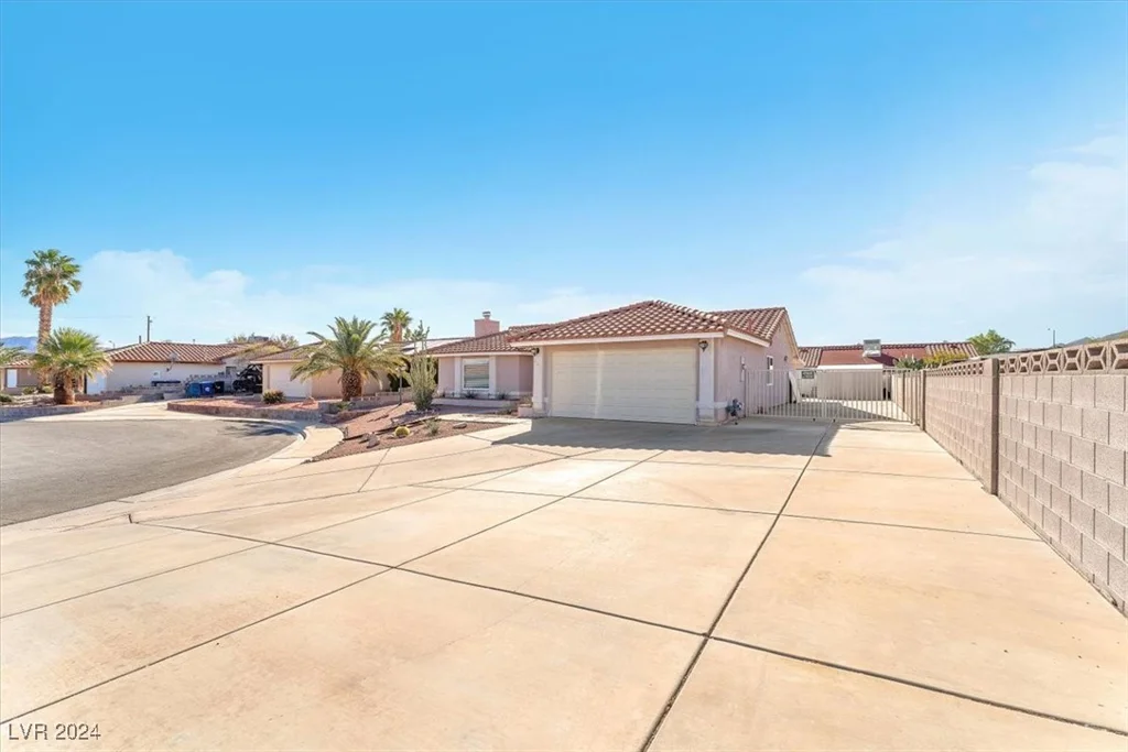 385 Newbury, Henderson, NV 89015