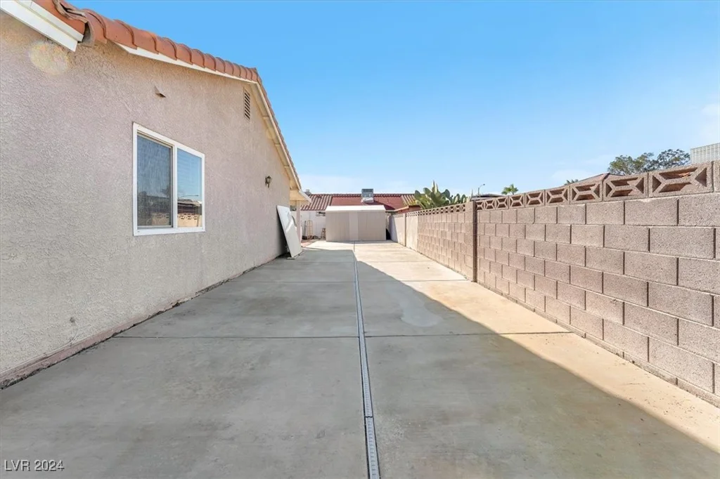 385 Newbury, Henderson, NV 89015
