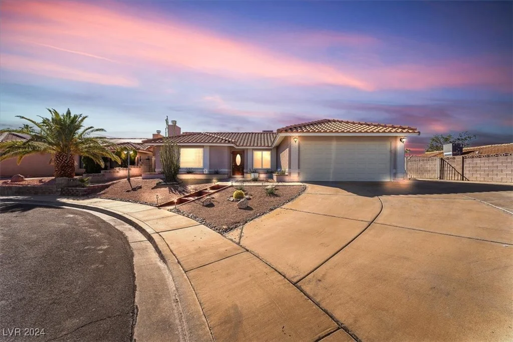 385 Newbury, Henderson, NV 89015