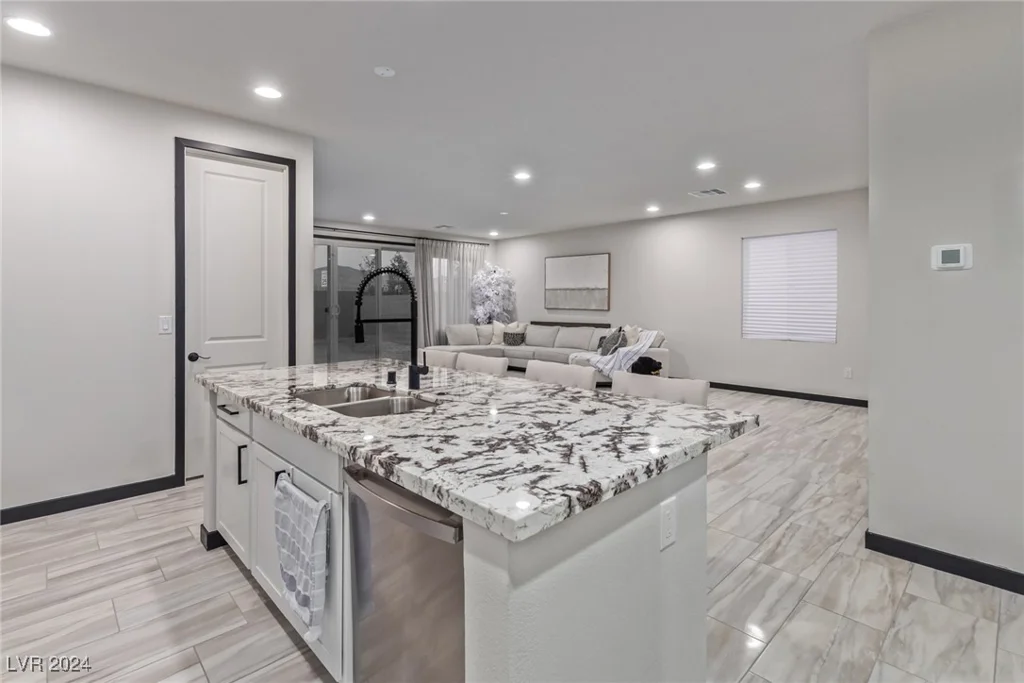 3022 Risen Star, North Las Vegas, NV 89086