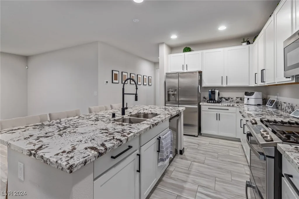 3022 Risen Star, North Las Vegas, NV 89086
