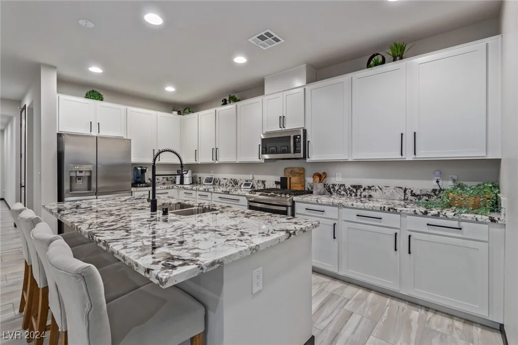 3022 Risen Star, North Las Vegas, NV 89086