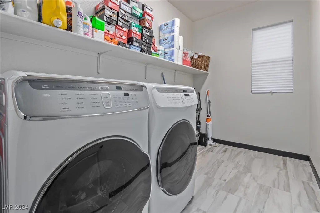 3022 Risen Star, North Las Vegas, NV 89086