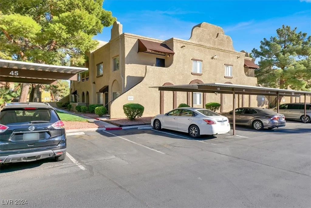 5081 Pioneer, Las Vegas, NV 89146
