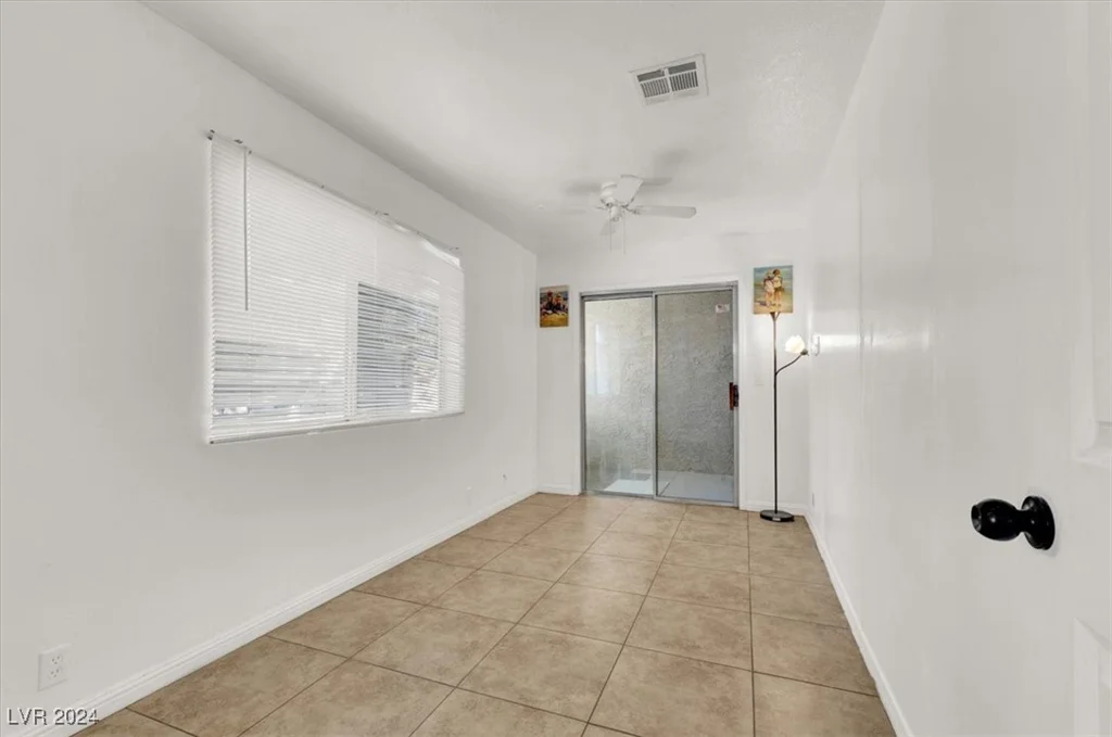5081 Pioneer, Las Vegas, NV 89146