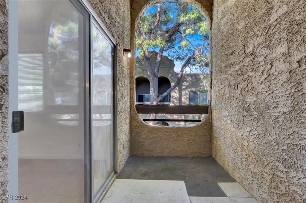 5081 Pioneer, Las Vegas, NV 89146