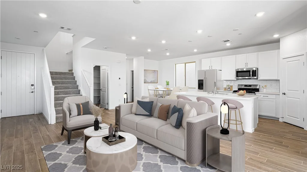 657 Water, Henderson, NV 89015