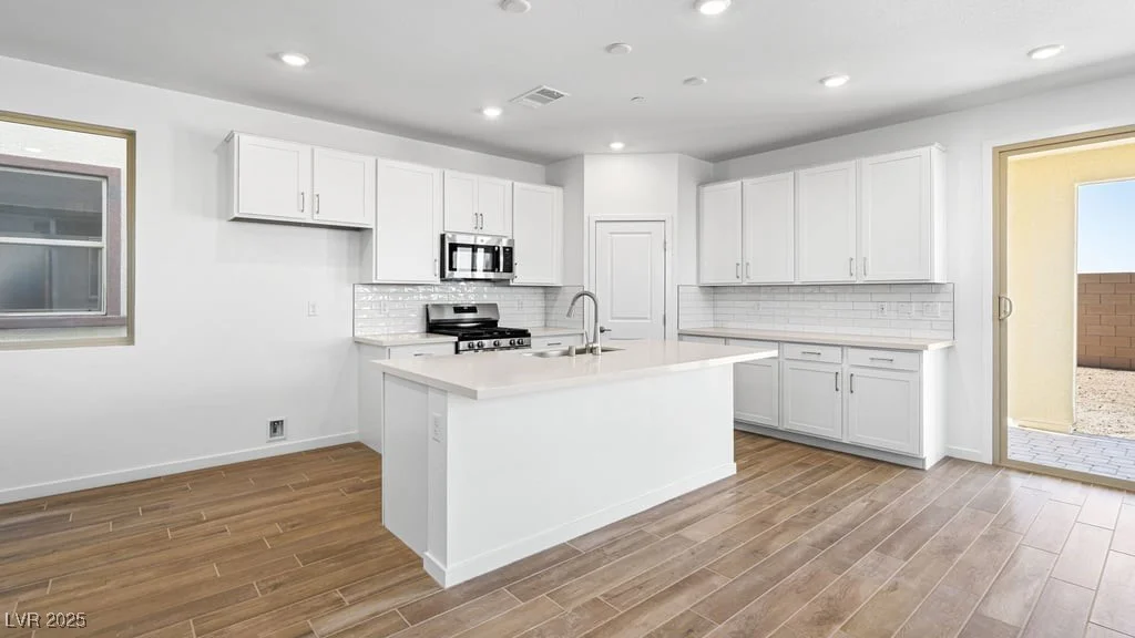 657 Water, Henderson, NV 89015