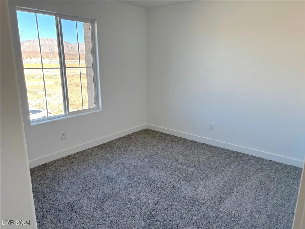 1033 Ferodale, North Las Vegas, NV 89084