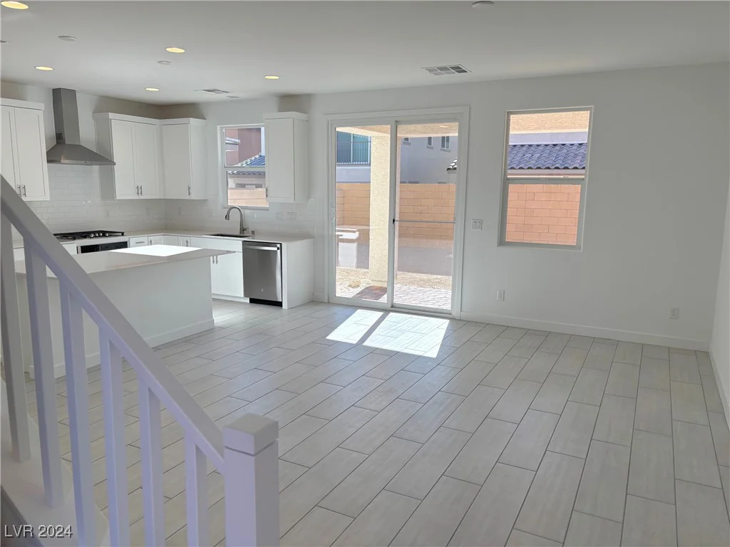 1033 Ferodale, North Las Vegas, NV 89084