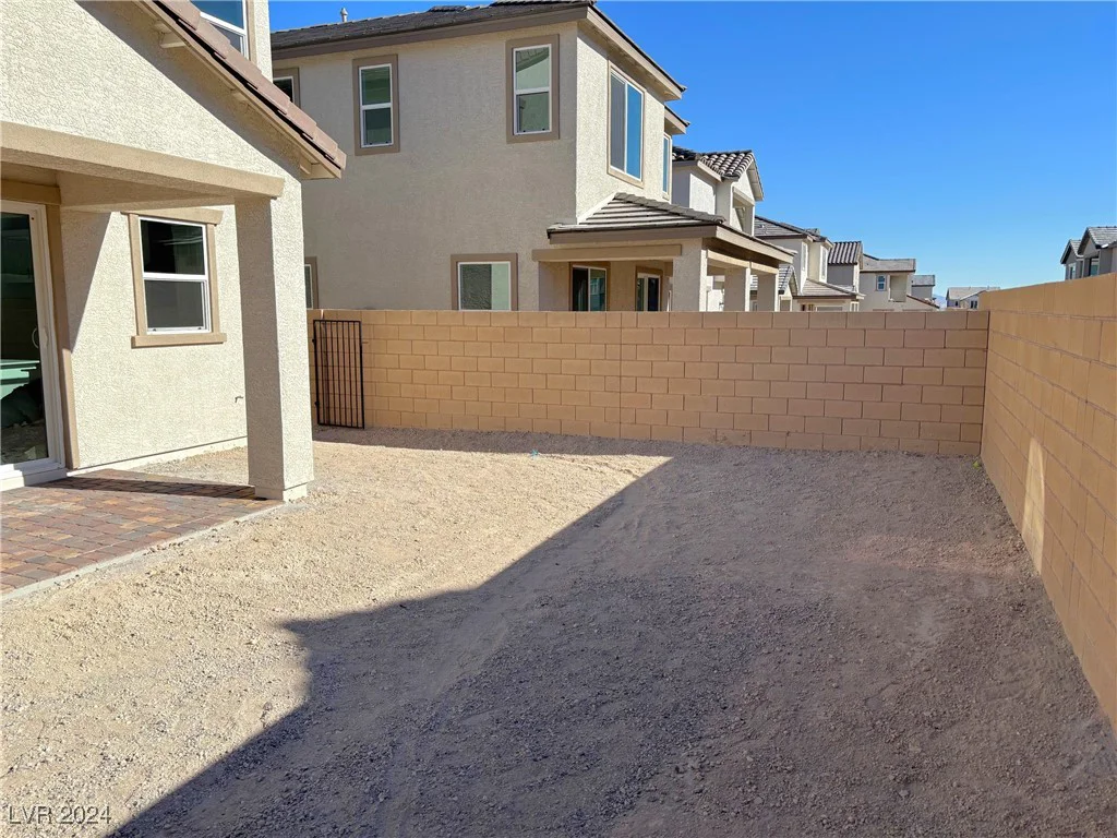 1033 Ferodale, North Las Vegas, NV 89084