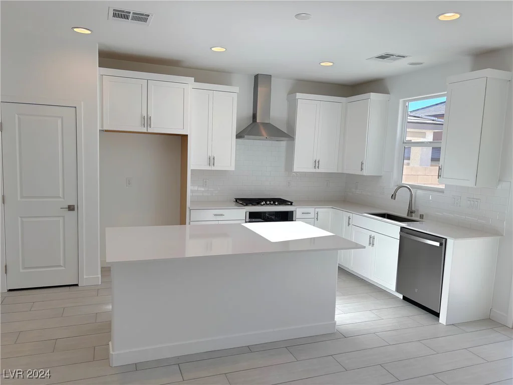 1033 Ferodale, North Las Vegas, NV 89084