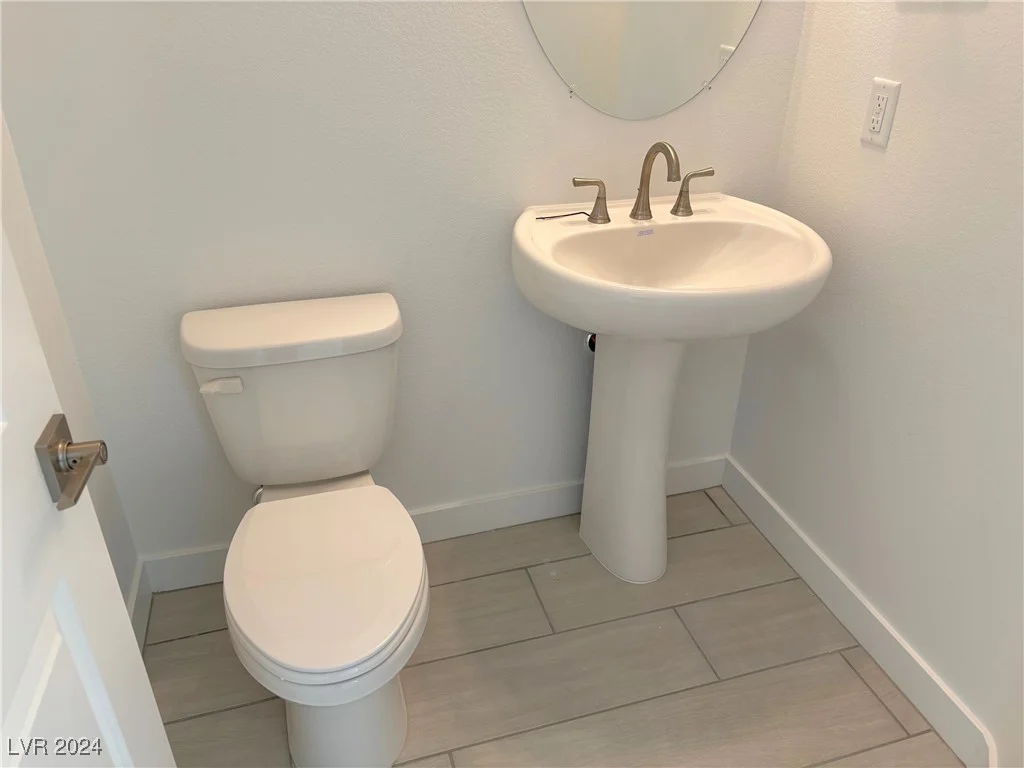 1033 Ferodale, North Las Vegas, NV 89084
