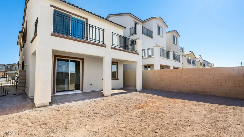 655 Water, Henderson, NV 89015