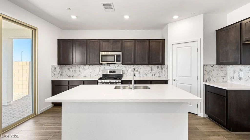 655 Water, Henderson, NV 89015