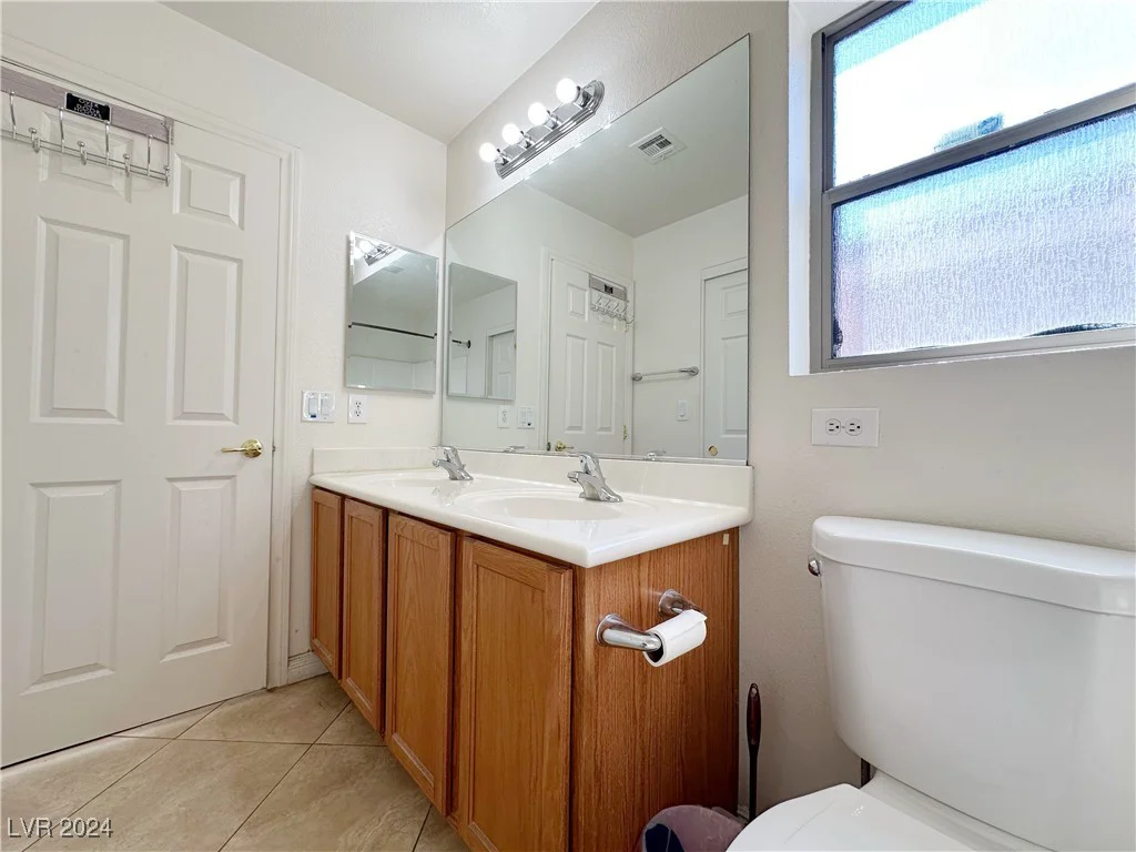 6495 Coldwater Bay, Las Vegas, NV 89122