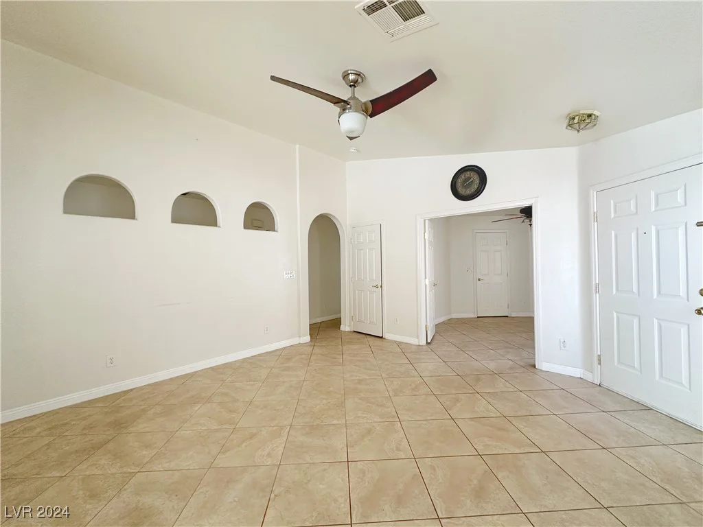 6495 Coldwater Bay, Las Vegas, NV 89122