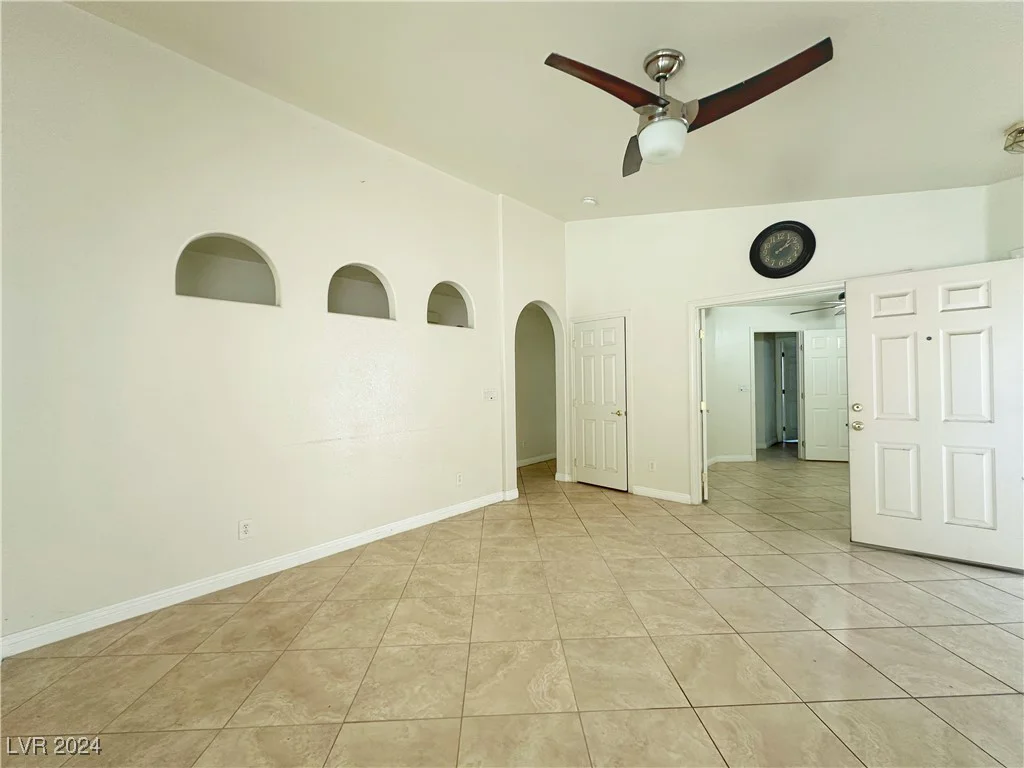 6495 Coldwater Bay, Las Vegas, NV 89122