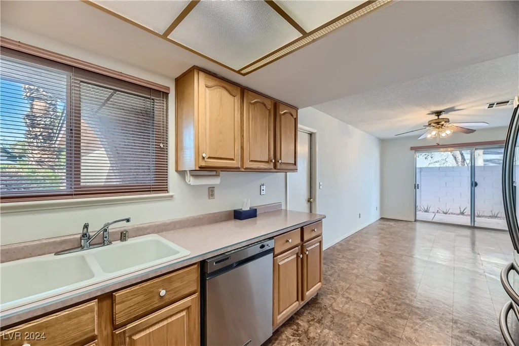 3719 Lorraine, Las Vegas, NV 89120