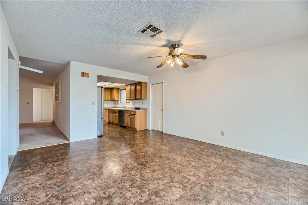 3719 Lorraine, Las Vegas, NV 89120