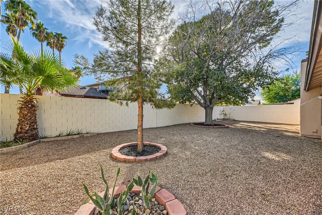 3719 Lorraine, Las Vegas, NV 89120