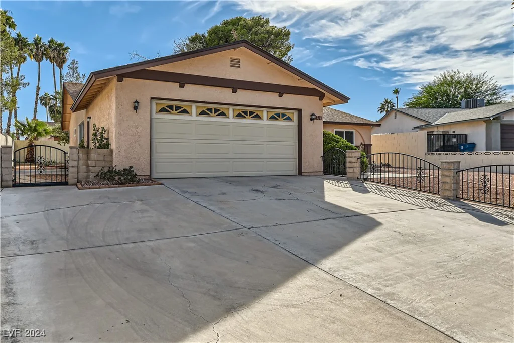 3719 Lorraine, Las Vegas, NV 89120