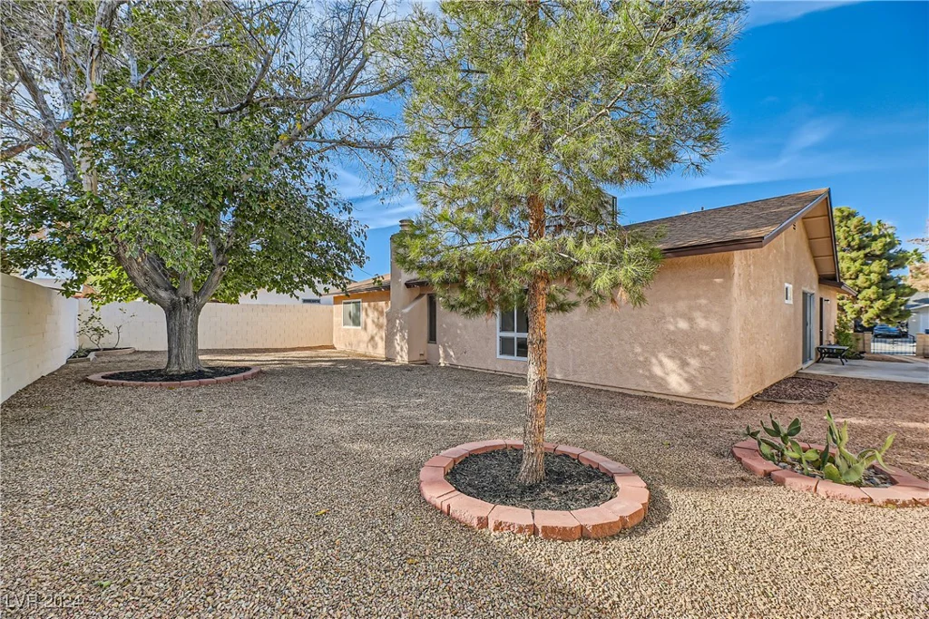 3719 Lorraine, Las Vegas, NV 89120