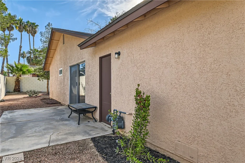 3719 Lorraine, Las Vegas, NV 89120
