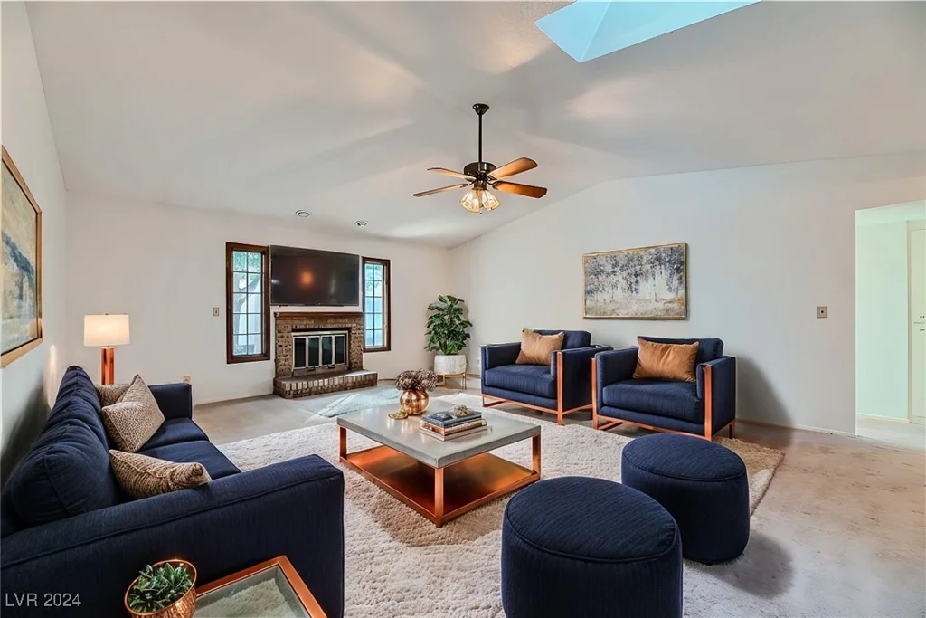 3719 Lorraine, Las Vegas, NV 89120